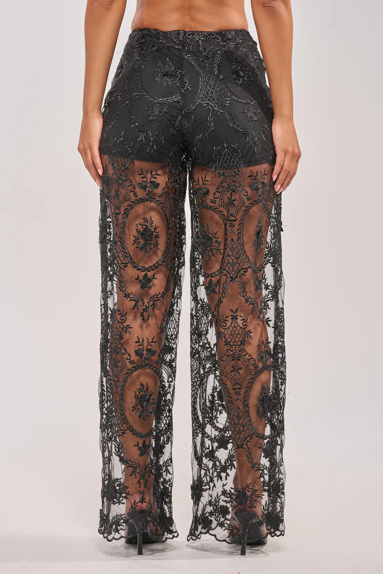 Luxurious Lace-Up Front Set
