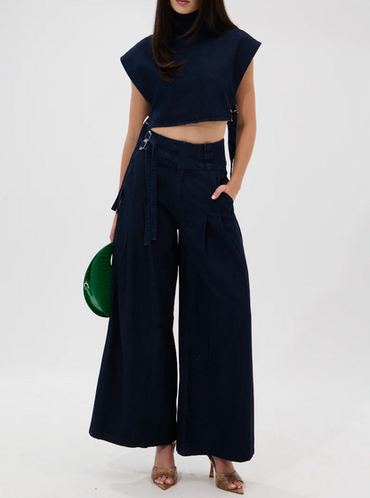 Snap-front sleeveless top + denim pants