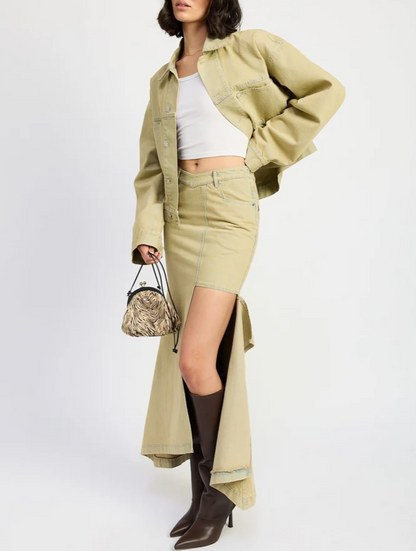 Relaxed Oversized denim jacket + asymmetrical skirt