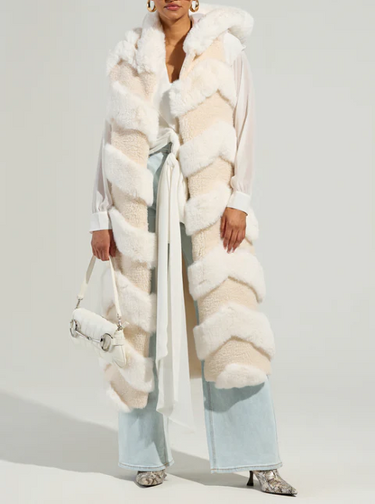 Blended-fiber faux fur vest