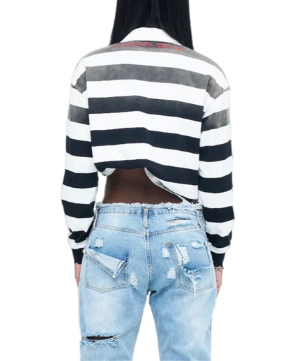 Low-rise loose distressed jeans