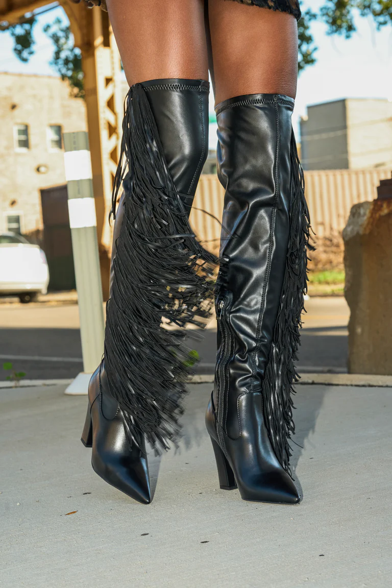 BLACK FRINGE CHUNKY BOOT