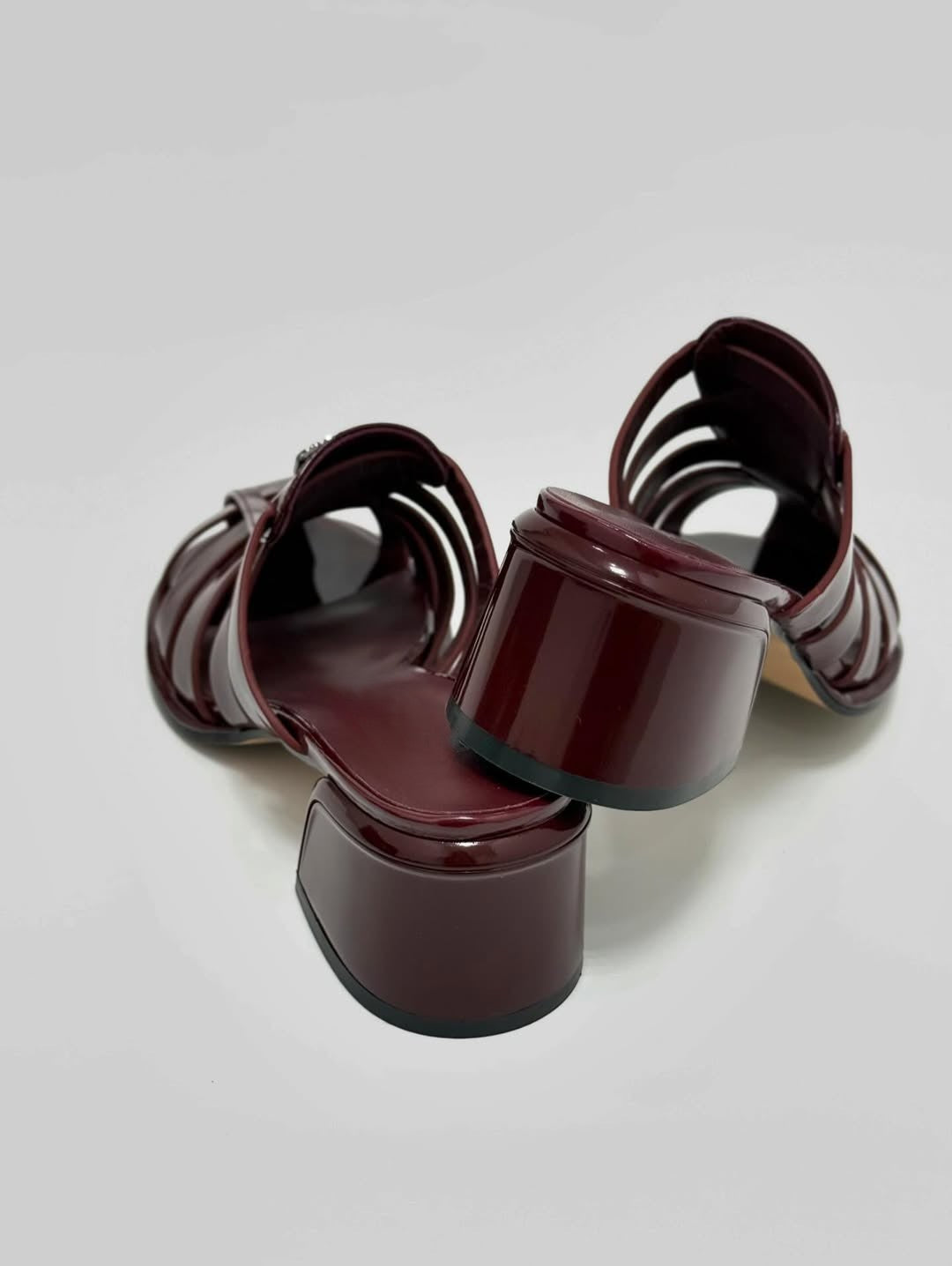 Woven Hollow-out Thick-heel Slippers