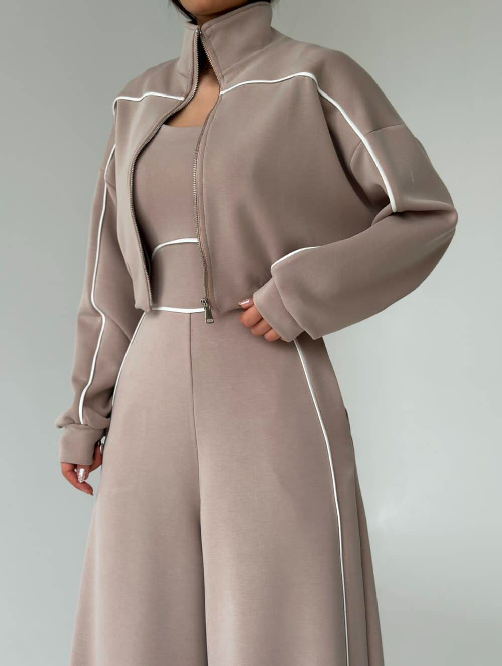 Casual Sports-Style Jumpsuit + Jacket Two-Piece Set