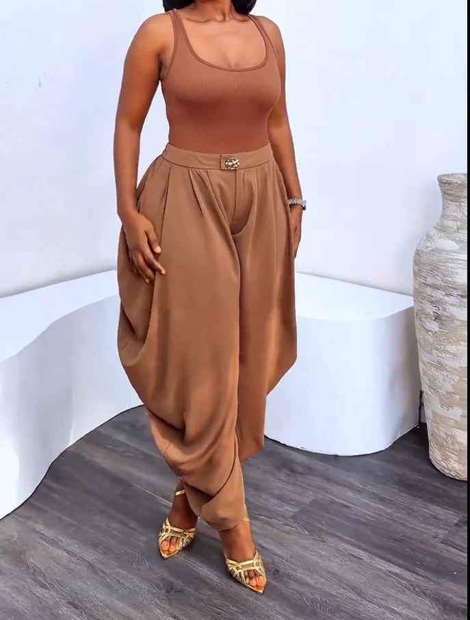 Pleated balloon pants