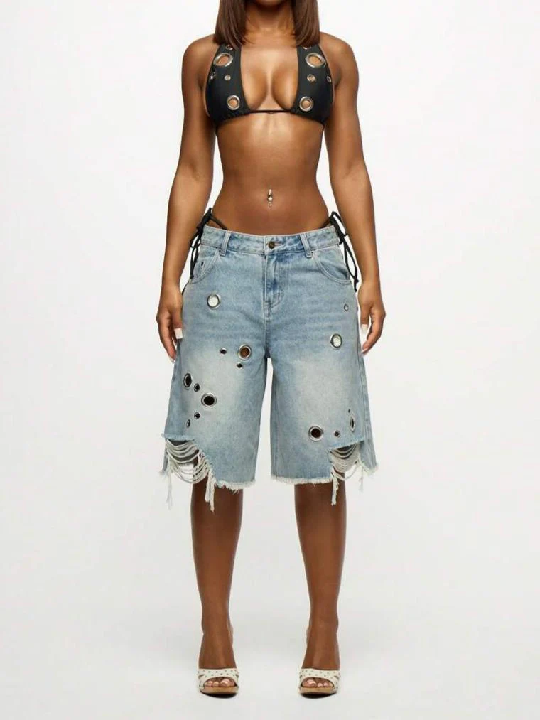 Openwork ring-shaped denim shorts