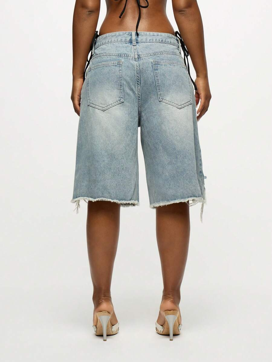 Openwork ring-shaped denim shorts