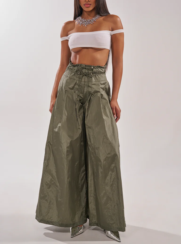 Wide-leg olive green utility pant