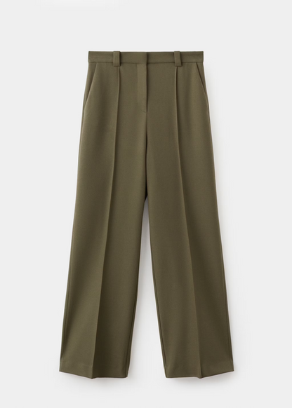 Pleated top + Straight mid-rise pants