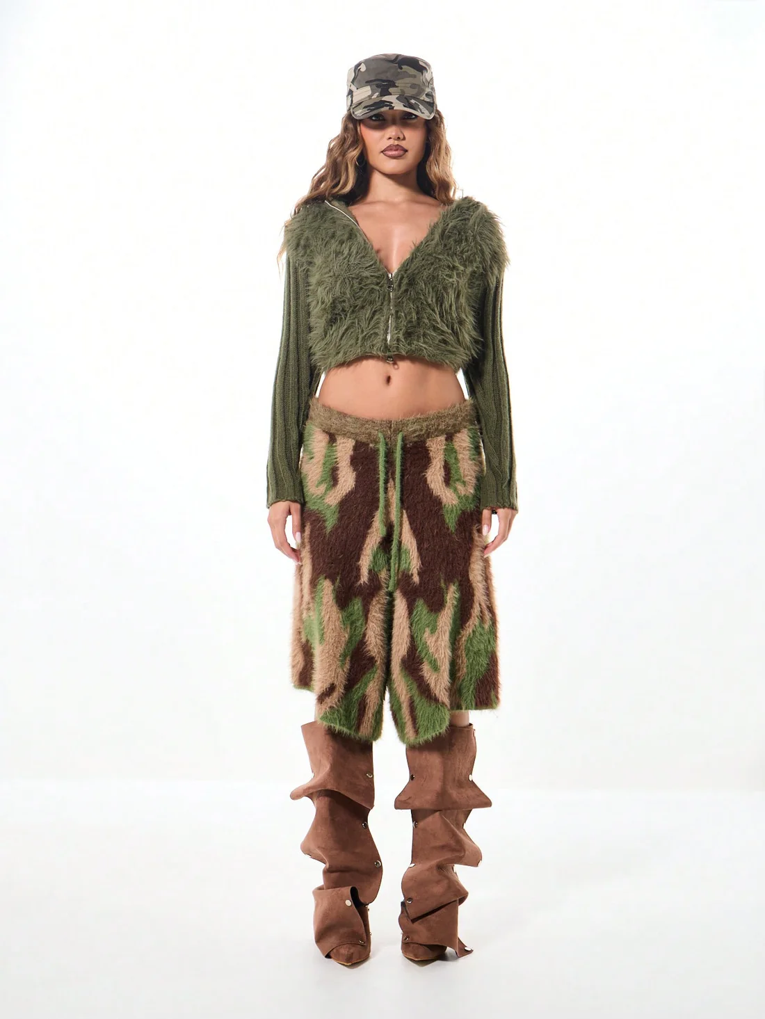 Oversized Fleece Knit Culottes with Camouflage Print