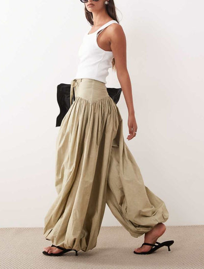Pleated balloon leg pants
