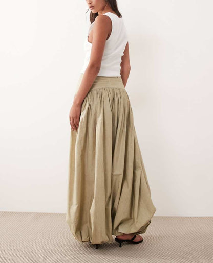 Pleated balloon leg pants