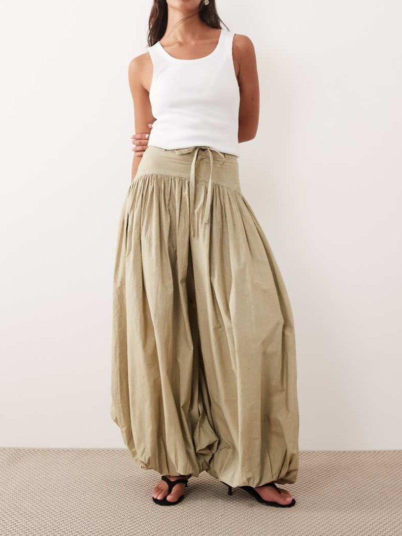Pleated balloon leg pants