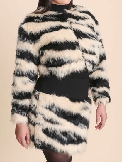 Chic Faux Fur Jacket Set