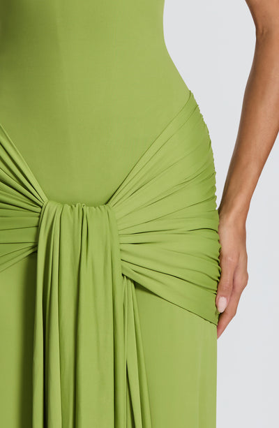 Elegant Pleated Maxi Dress